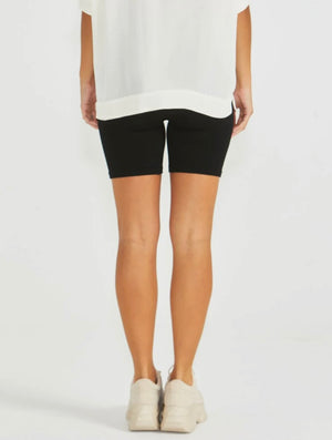 Sass Storm Seamfree Shorts - Black