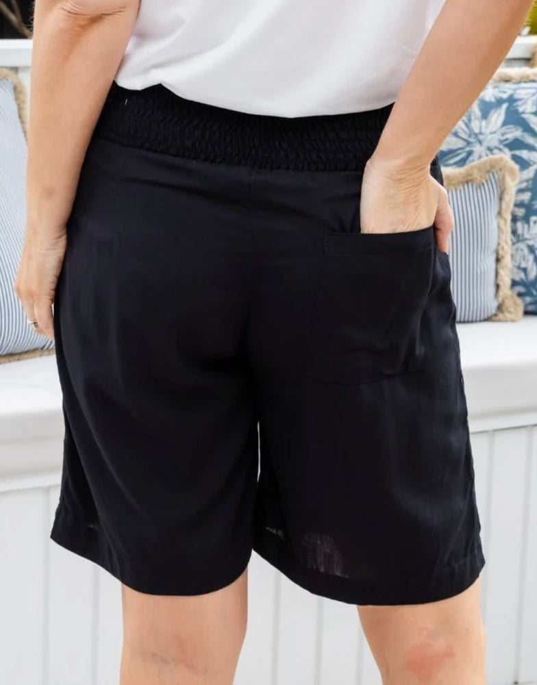 Freez Brunswick Short - Black