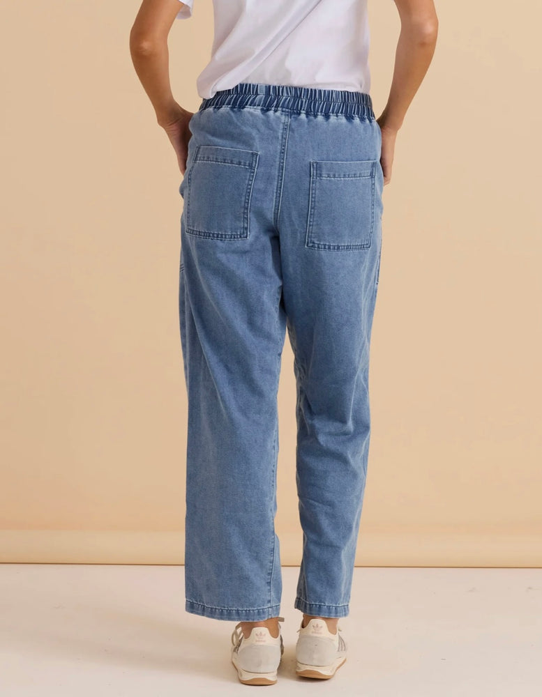 Betty Basics Quinn Jogger - Blue Denim