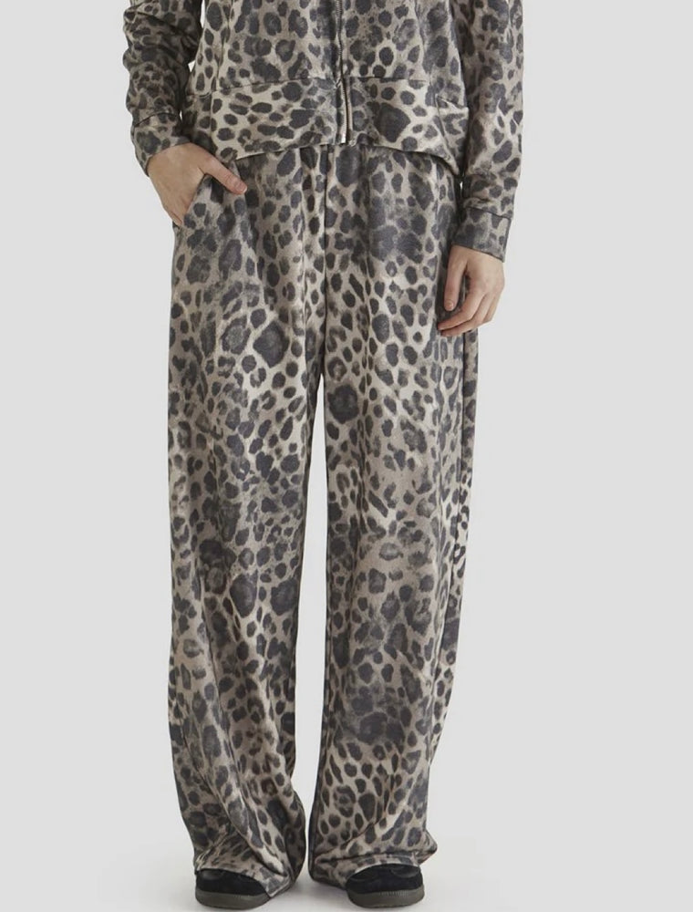 Sass Rune Sweatpant - Animal
