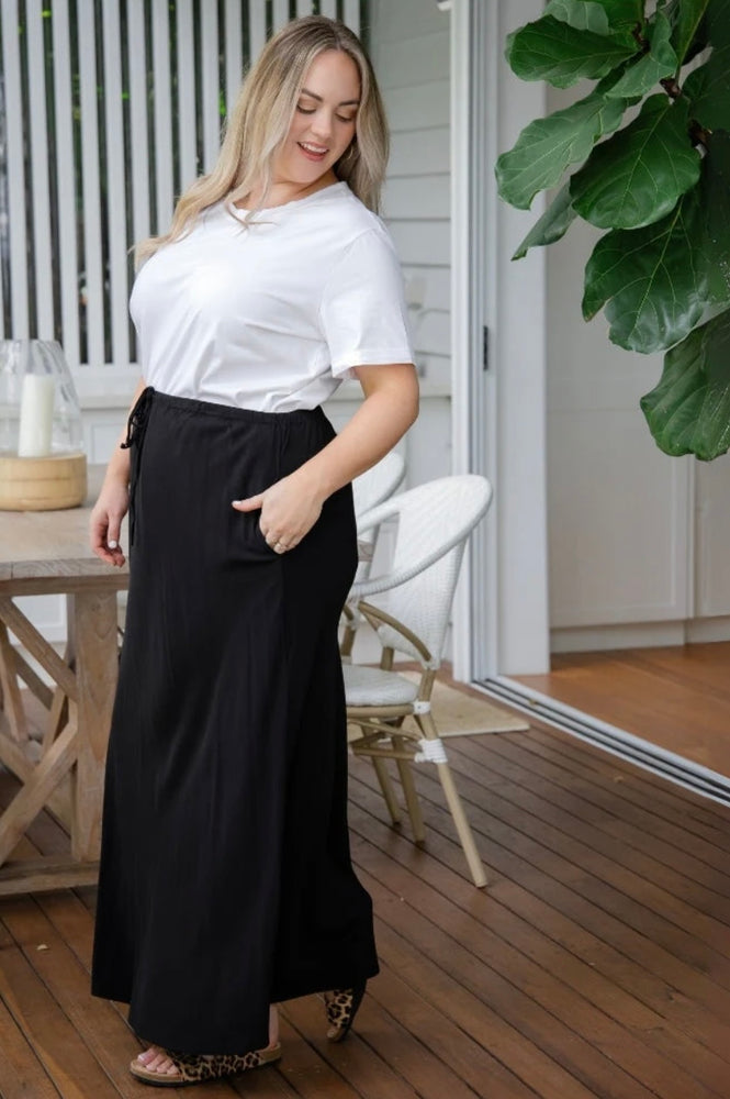 Bee Madison Bianca Bias Skirt - Black