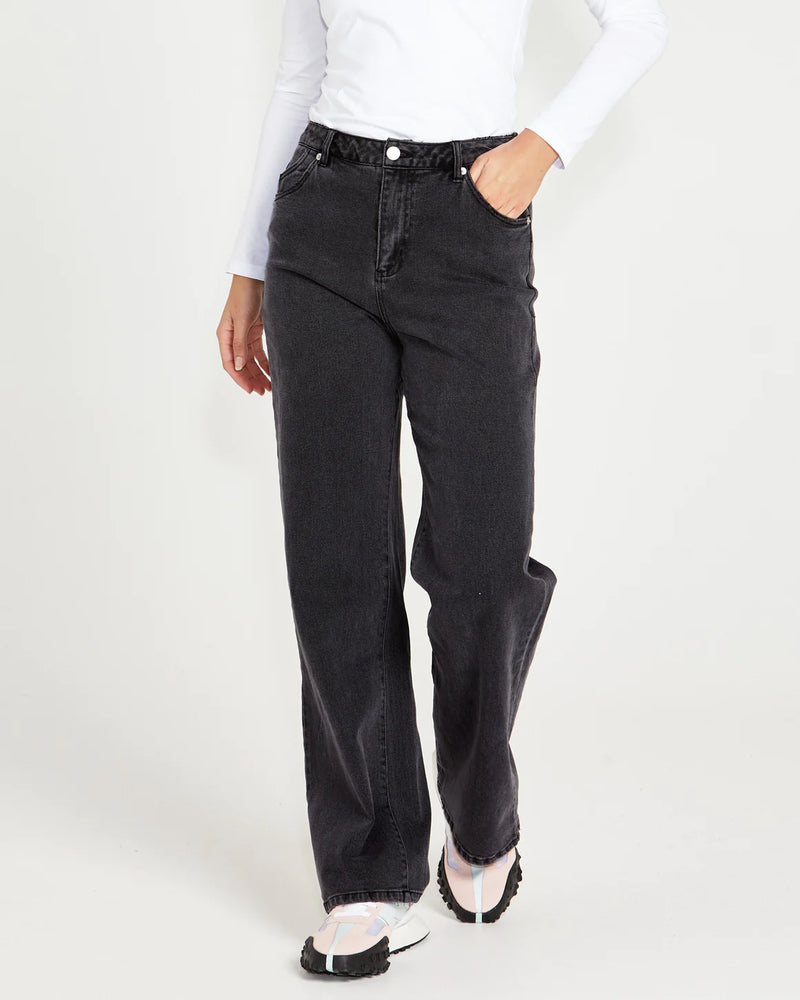 Sass Emerald High Waisted Wide Leg Jeans - 82 Wash